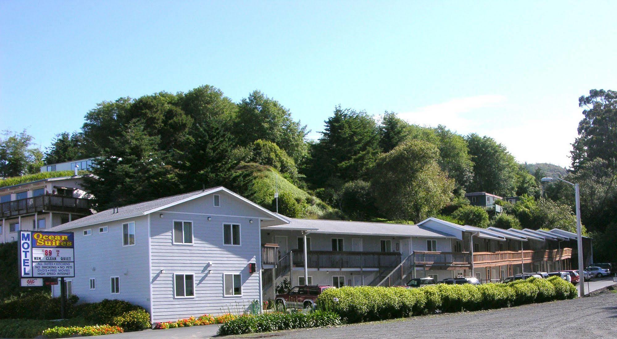 Ocean Suites Motel Brookings Exterior photo